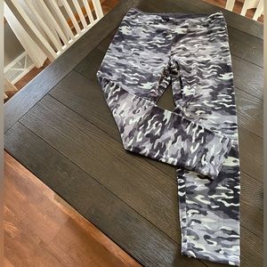 Cuddle duds fleece leggings large